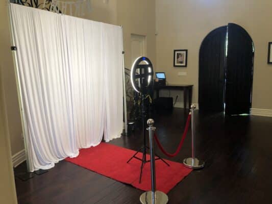 Halo Photo booth Los Angeles, Photo booth rental, 360 Photo Booth, Best Photo booth
