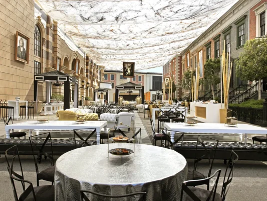 Luxury Wedding Venues Los Angeles Warner Brothers Special Events, 20 best venues for corporate events In Los Angeles, business company party, holiday event, office party venues, company event venues Los Angeles